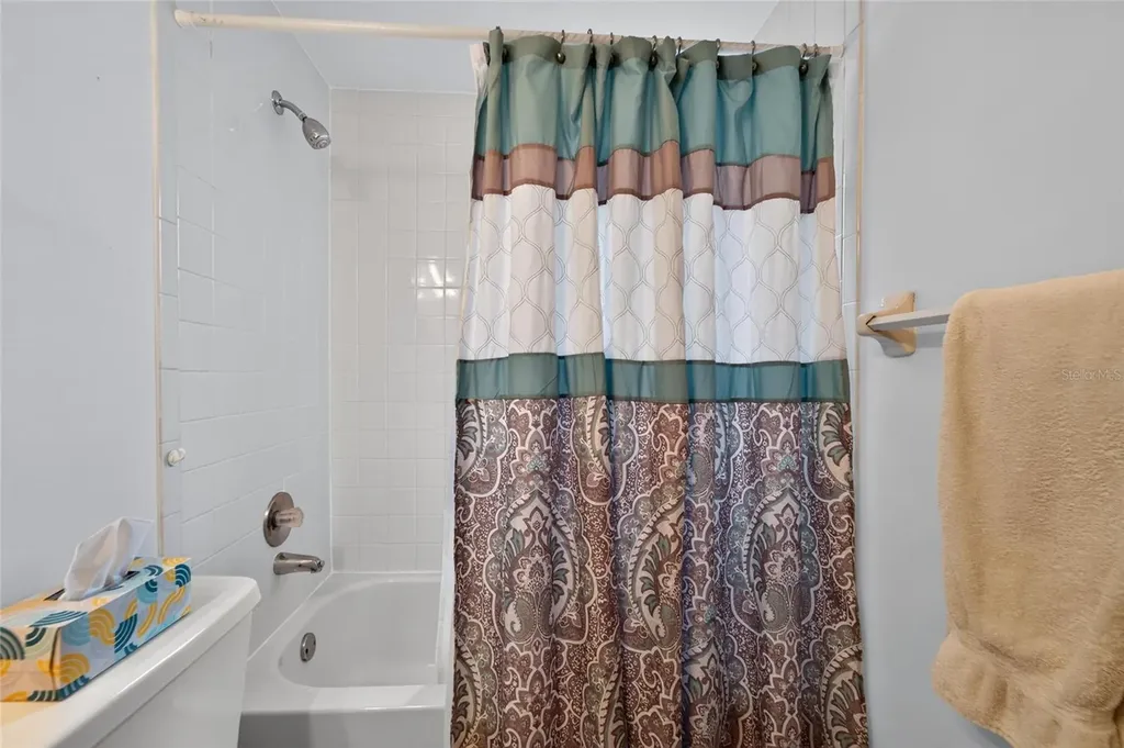 3414 King George Lane Seffner FL 33584