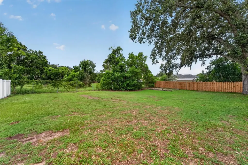 3414 King George Lane Seffner FL 33584