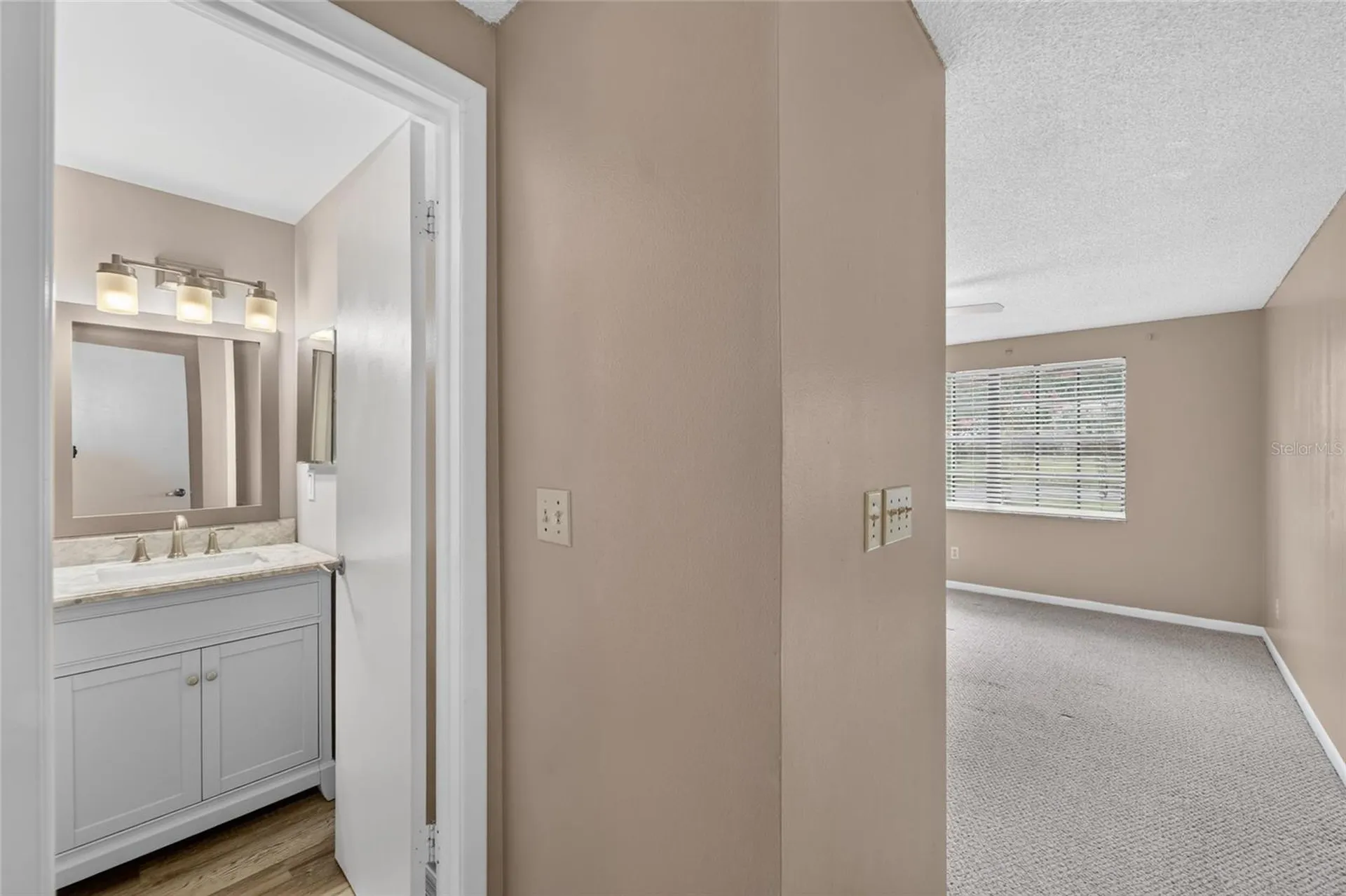 3414 King George Lane Seffner FL 33584