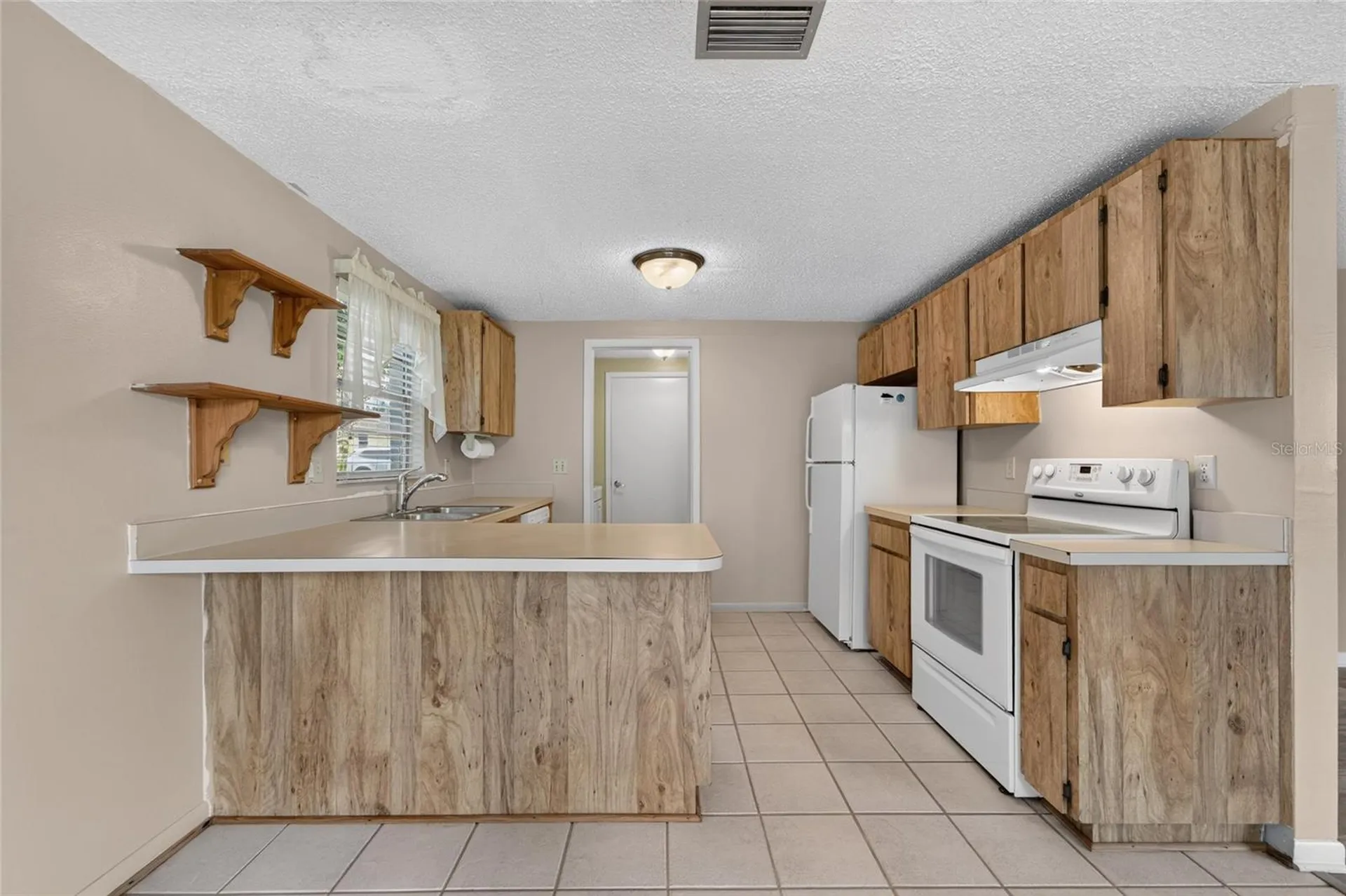 3414 King George Lane Seffner FL 33584