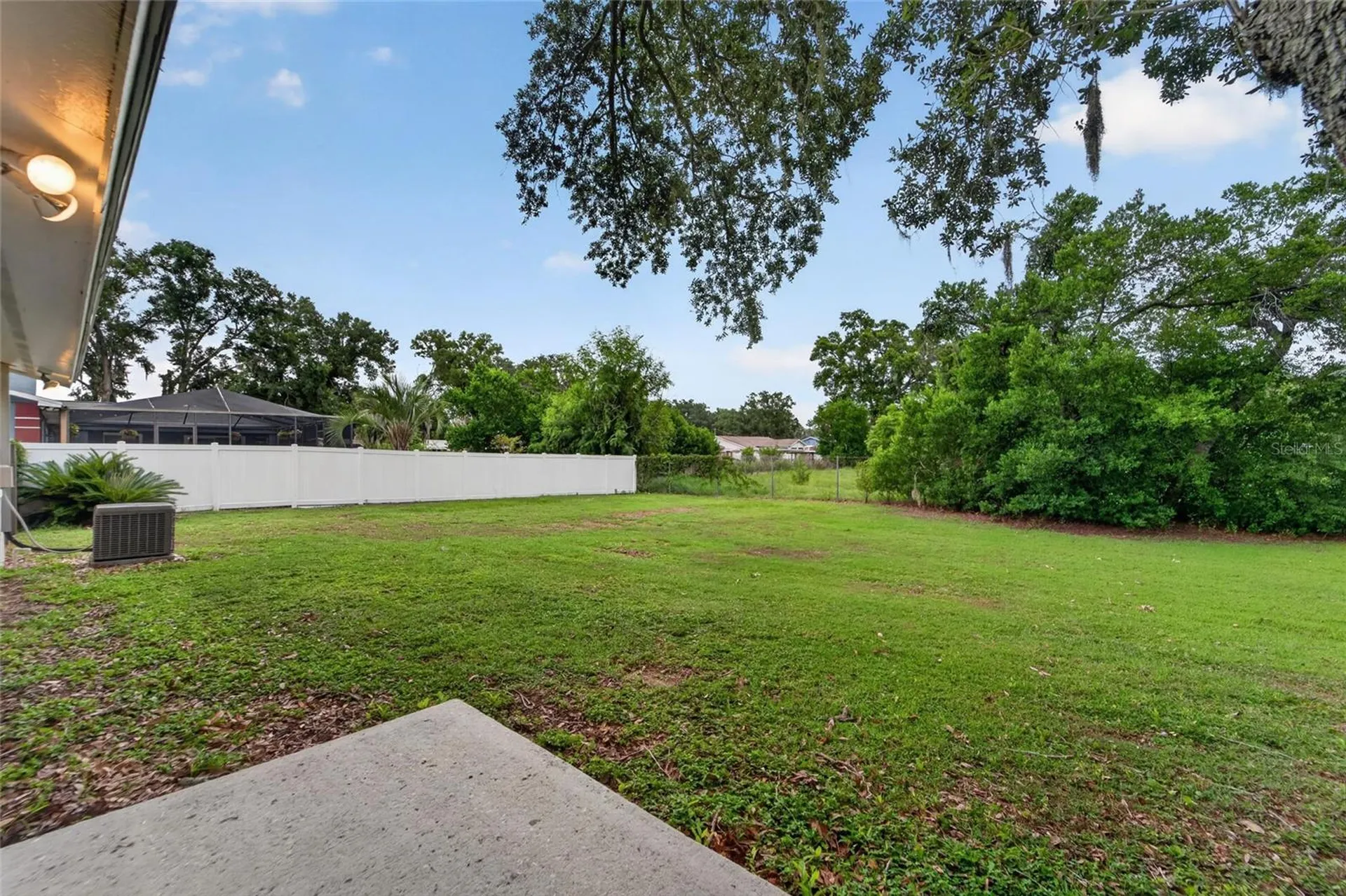 3414 King George Lane Seffner FL 33584