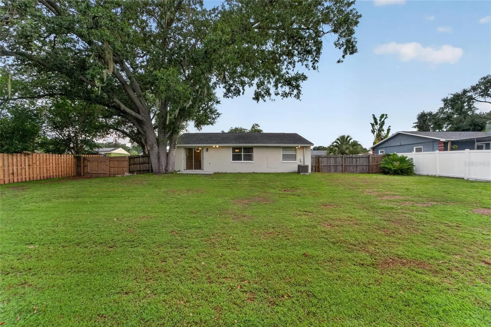 3414 King George Lane Seffner FL 33584
