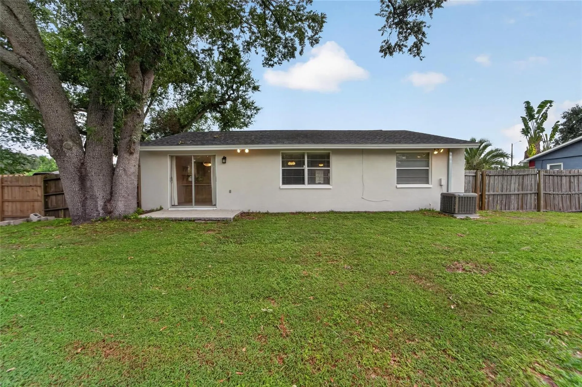 3414 King George Lane Seffner FL 33584
