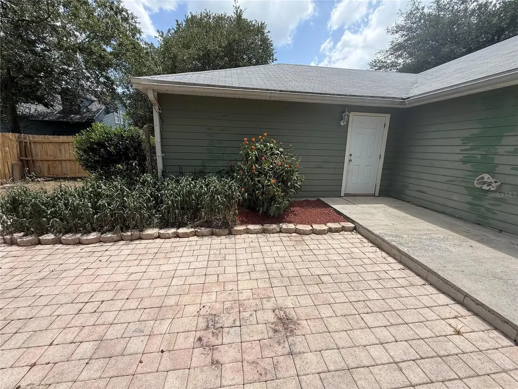 2232 NE 13th Avenue Gainesville FL 32641