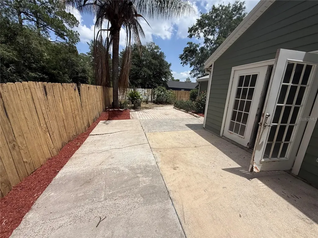 2232 NE 13th Avenue Gainesville FL 32641