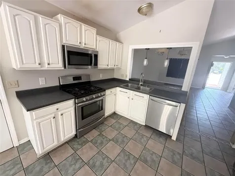 2232 NE 13th Avenue Gainesville FL 32641