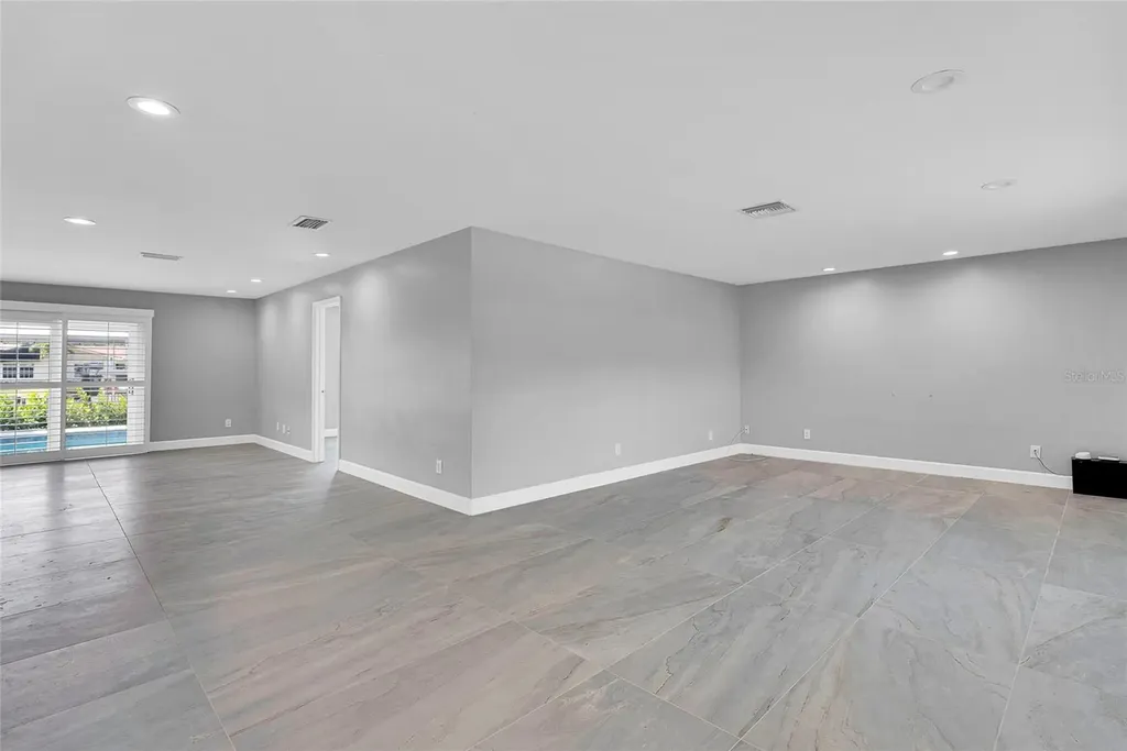 3944 Doral Drive Tampa FL 33634