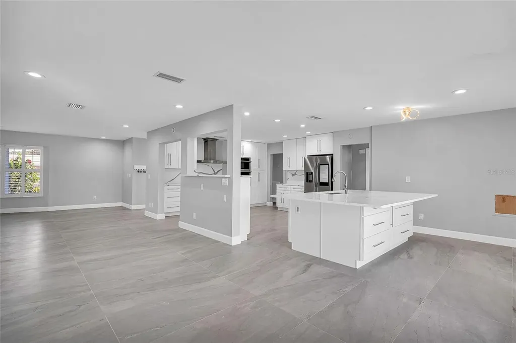 3944 Doral Drive Tampa FL 33634