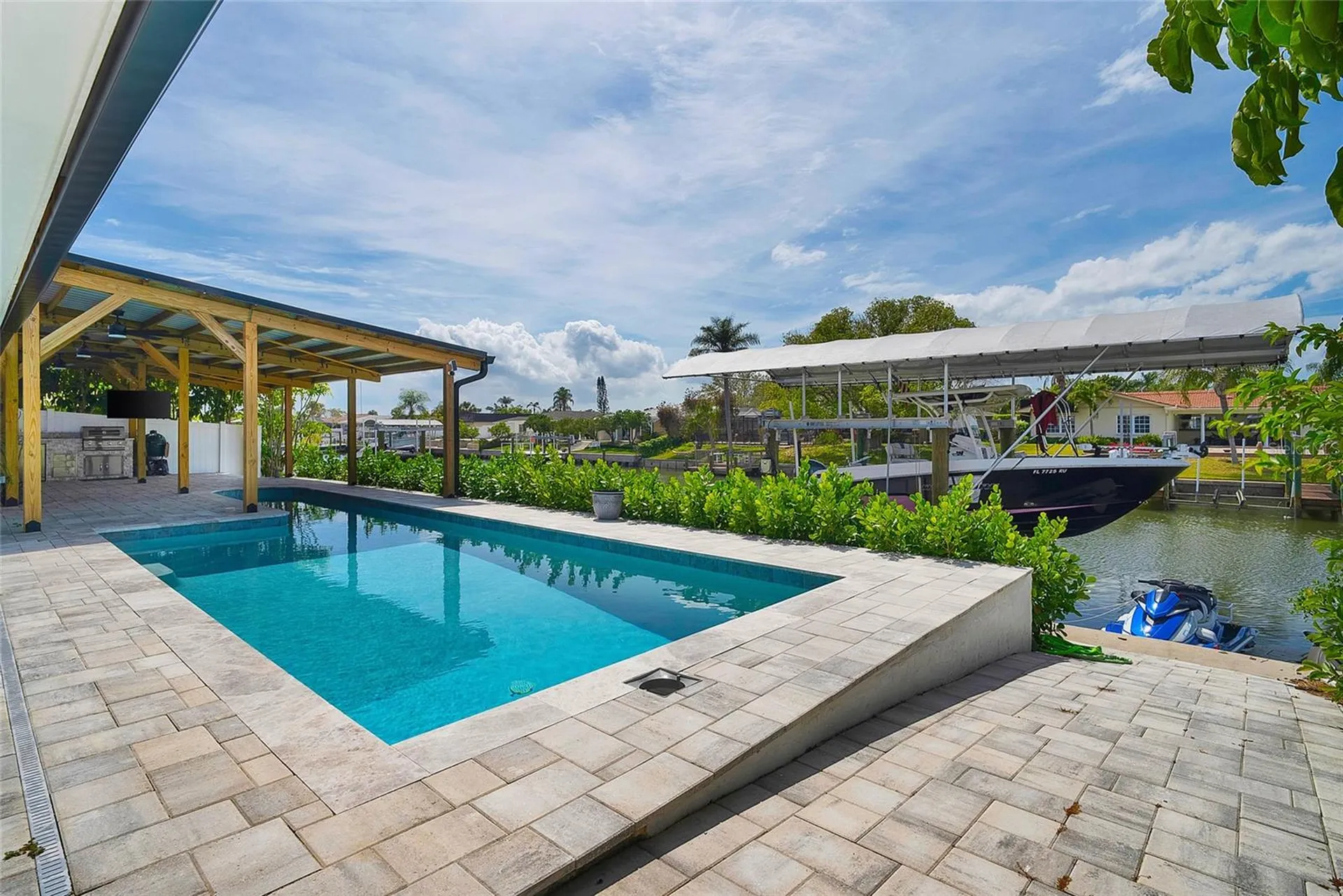 3944 Doral Drive Tampa FL 33634