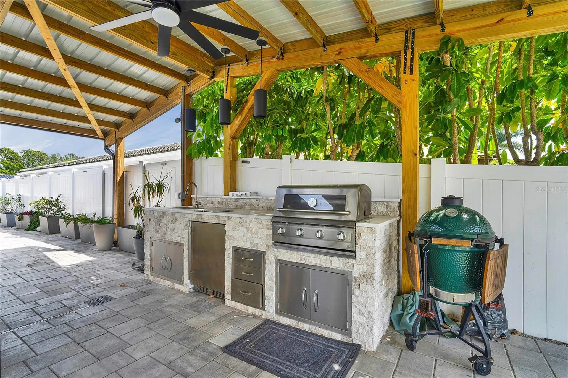 3944 Doral Drive Tampa FL 33634