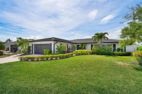 3944 Doral Drive Tampa FL 33634