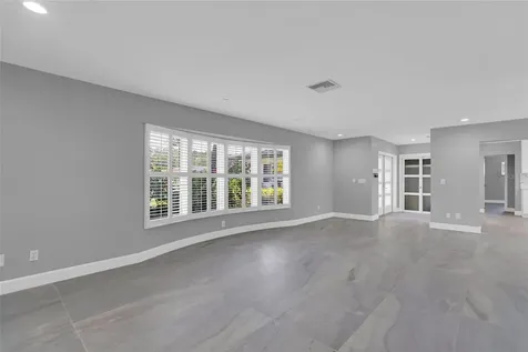 3944 Doral Drive Tampa FL 33634