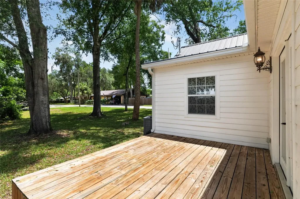 220 NE 1st Avenue Williston FL 32696