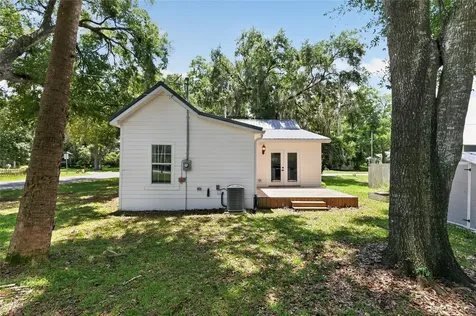 220 NE 1st Avenue Williston FL 32696