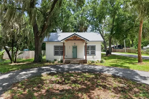 220 NE 1st Avenue Williston FL 32696