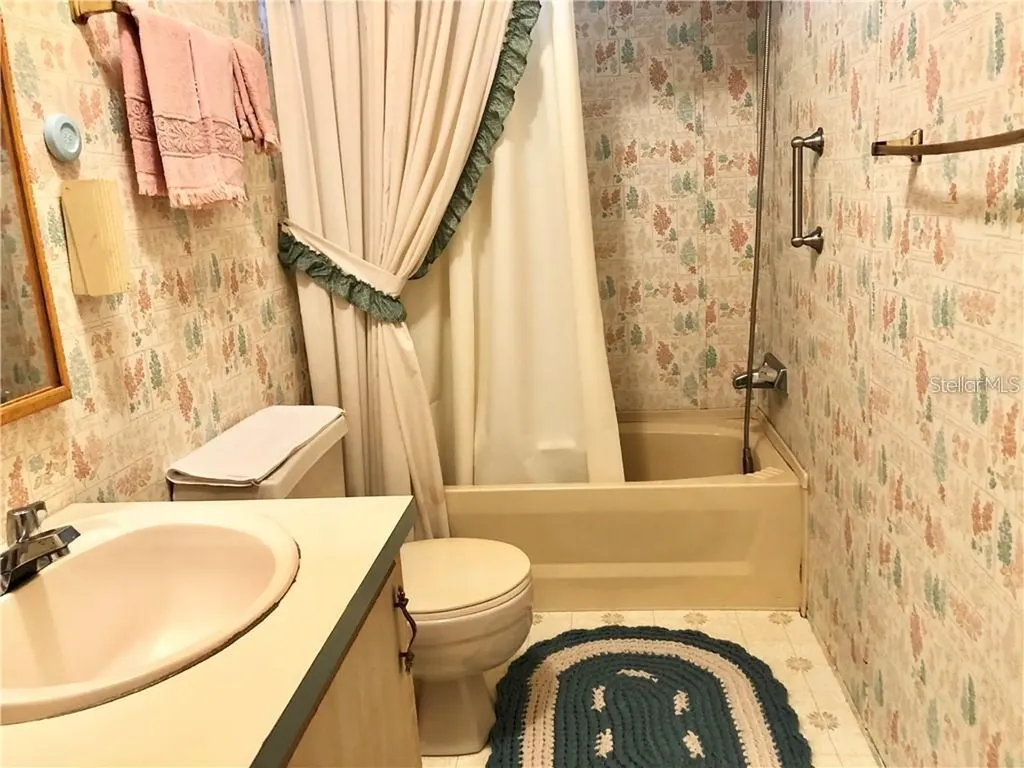 1948 Regina Drive Lake Alfred FL 33850
