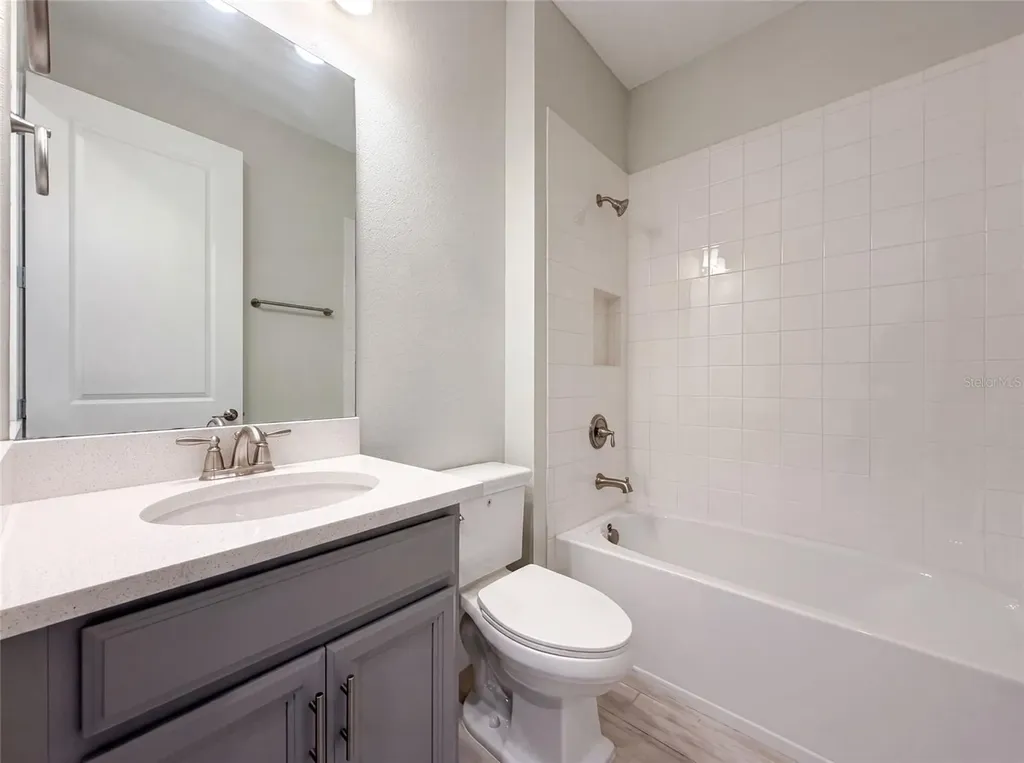 4516 Crestpoint Way Palmetto FL 34221