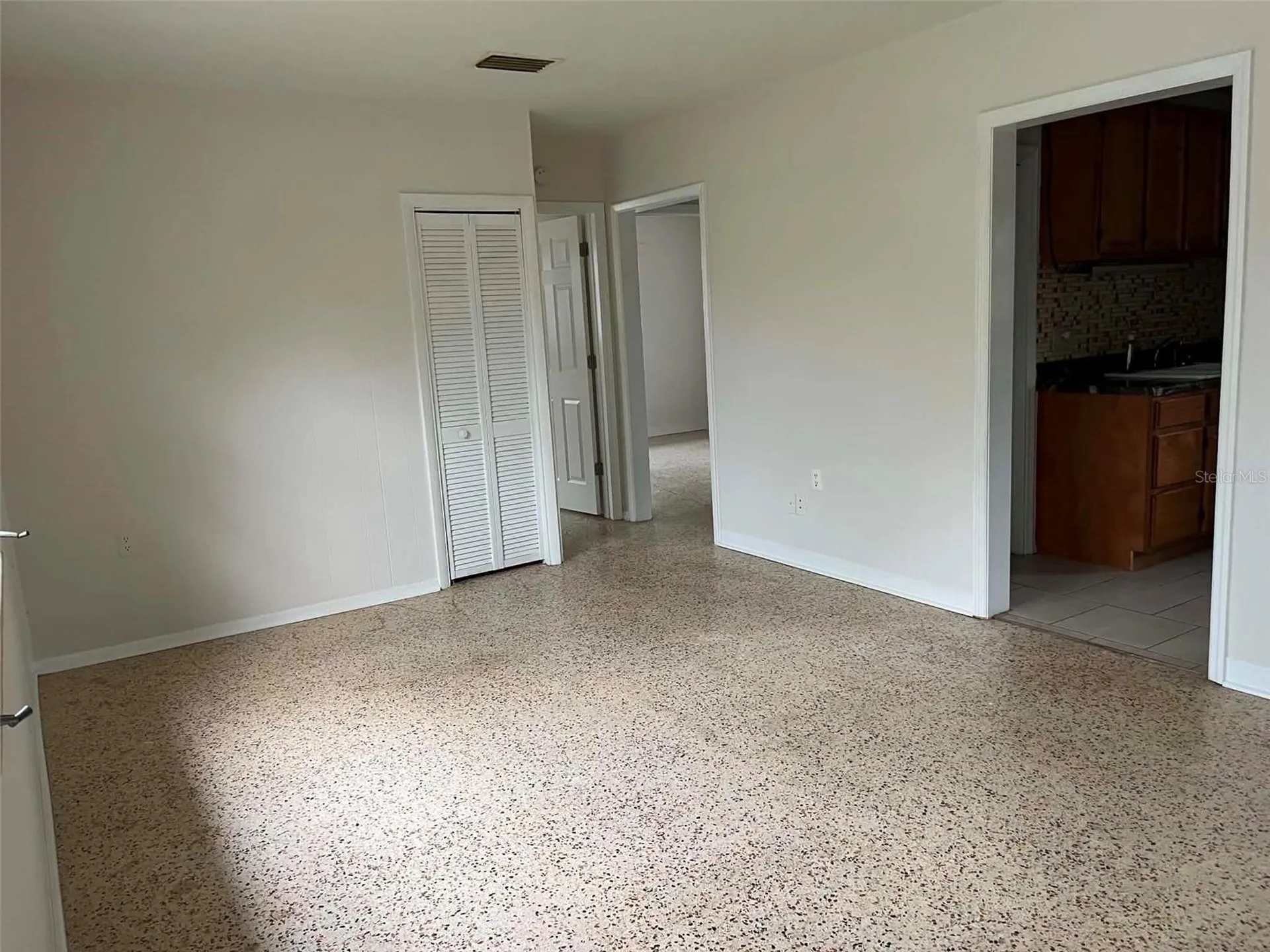6445 River Road New Port Richey FL 34652