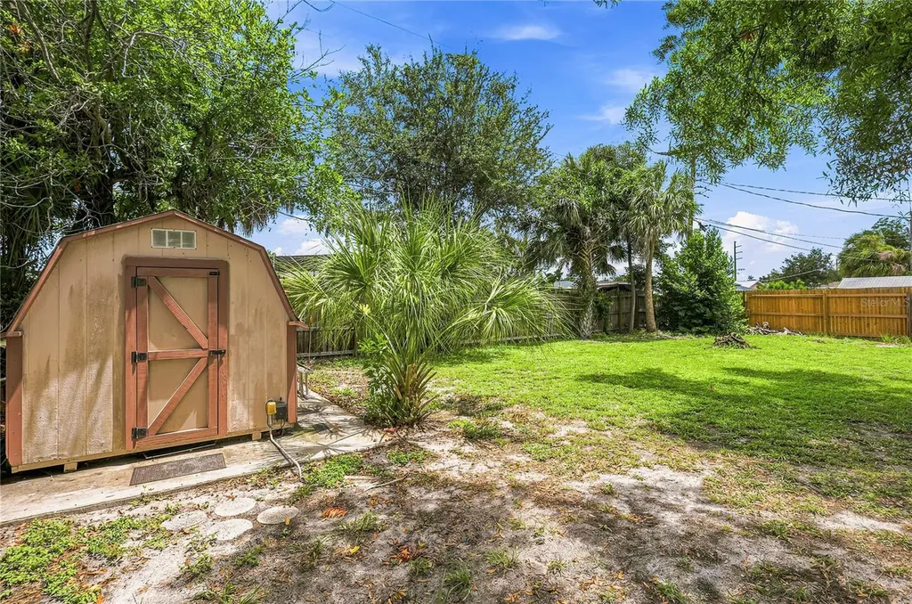 6412 2nd Avenue W Bradenton FL 34209