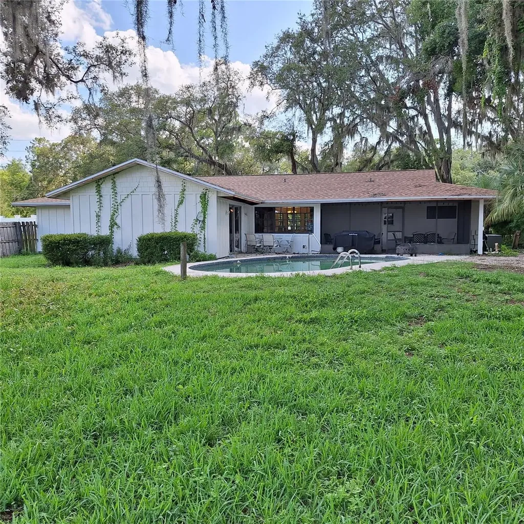 10012 Lake Louisa Road Clermont FL 34711