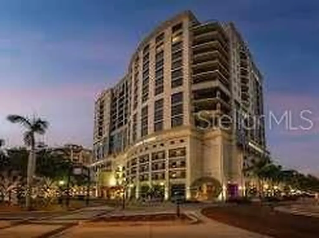 50 Central Avenue Sarasota FL 34236