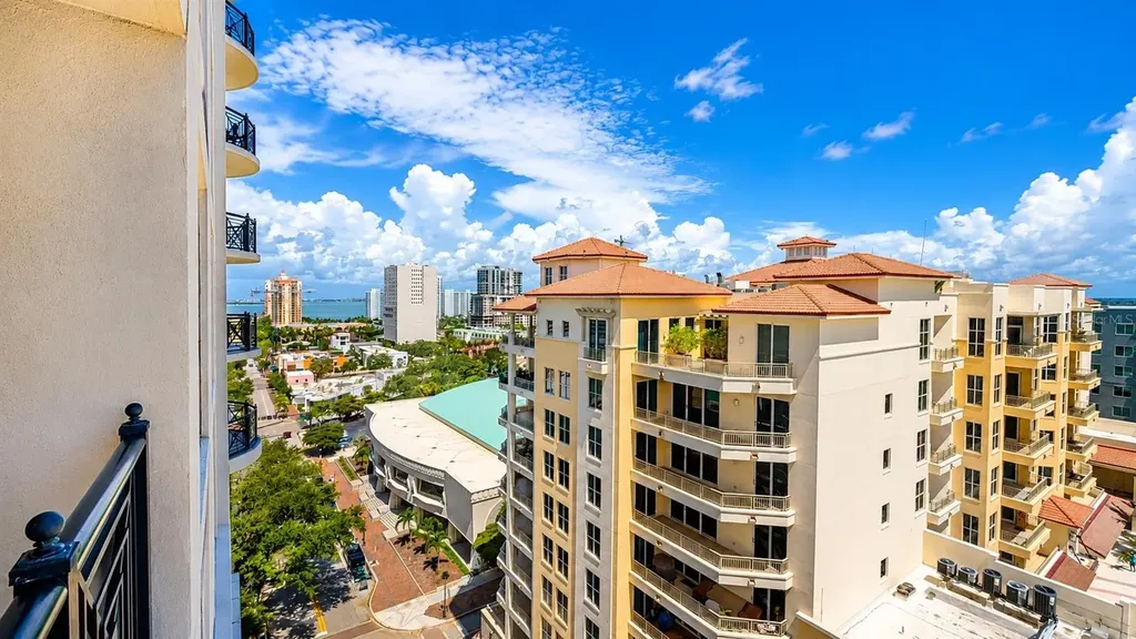 50 Central Avenue Sarasota FL 34236