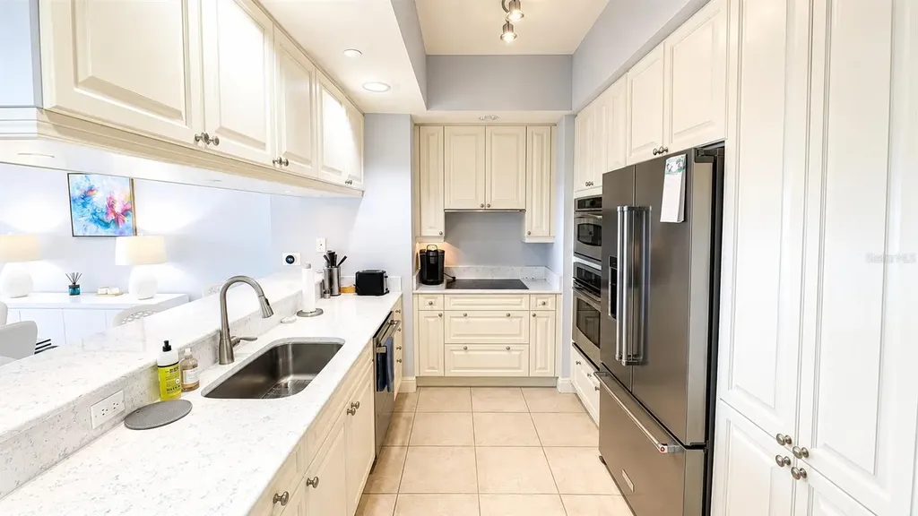 50 Central Avenue Sarasota FL 34236