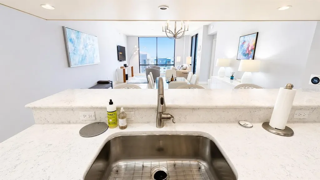 50 Central Avenue Sarasota FL 34236