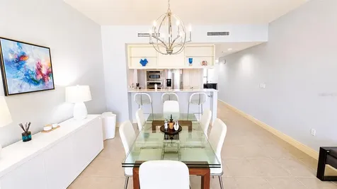 50 Central Avenue Sarasota FL 34236