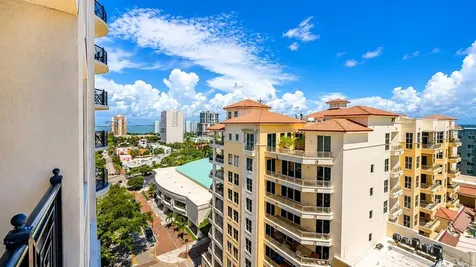 50 Central Avenue Sarasota FL 34236