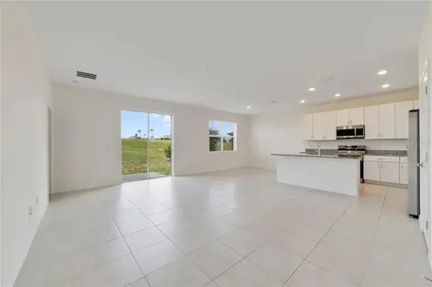 662 Fairview Avenue Haines City FL 33844