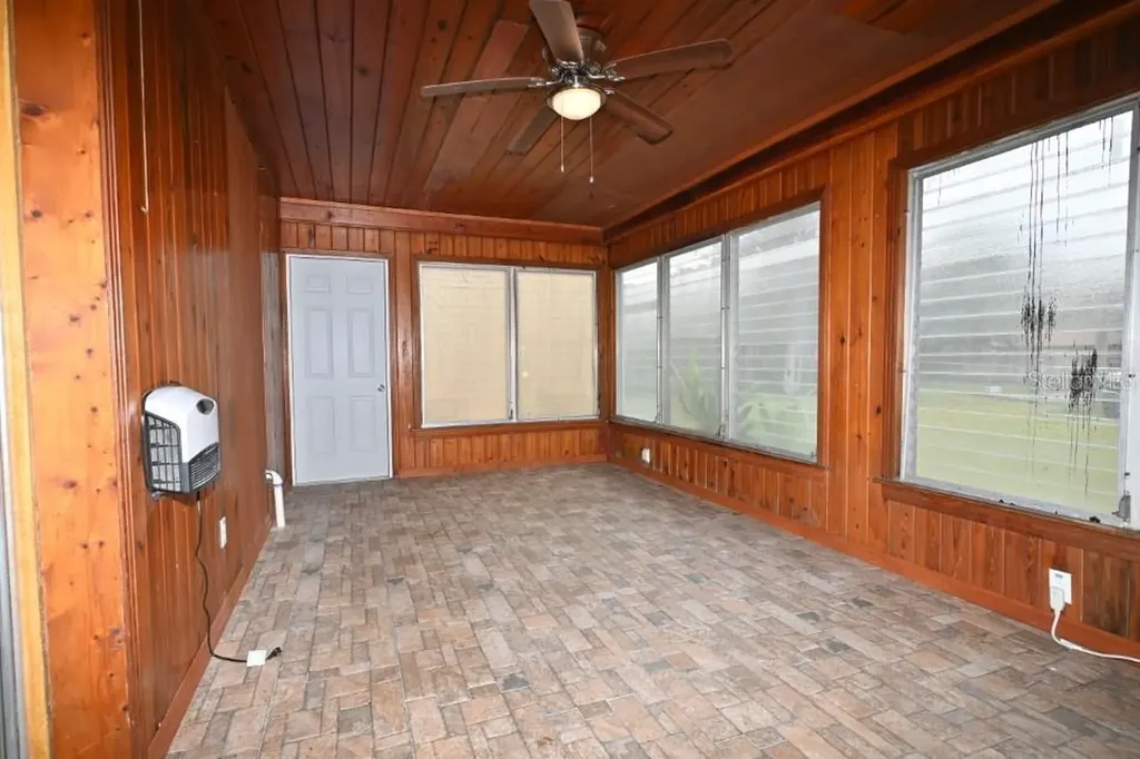 37017 Meridian Avenue Dade City FL 33525
