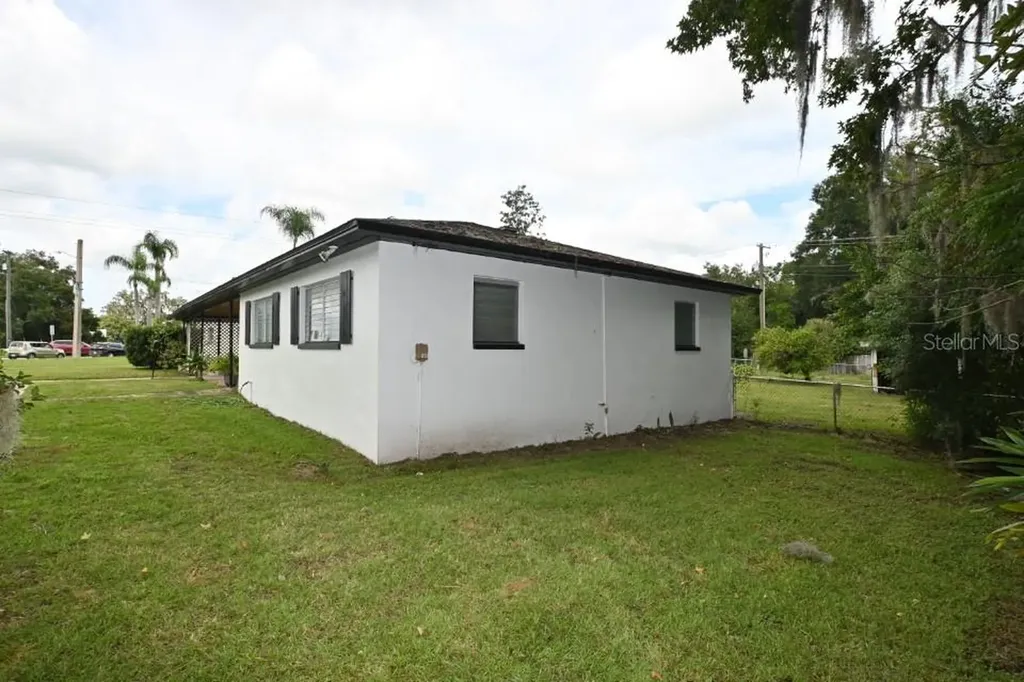 37017 Meridian Avenue Dade City FL 33525