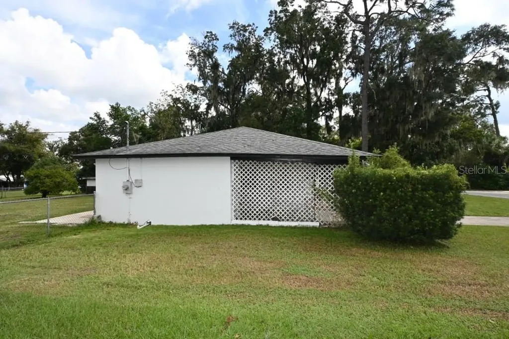 37017 Meridian Avenue Dade City FL 33525