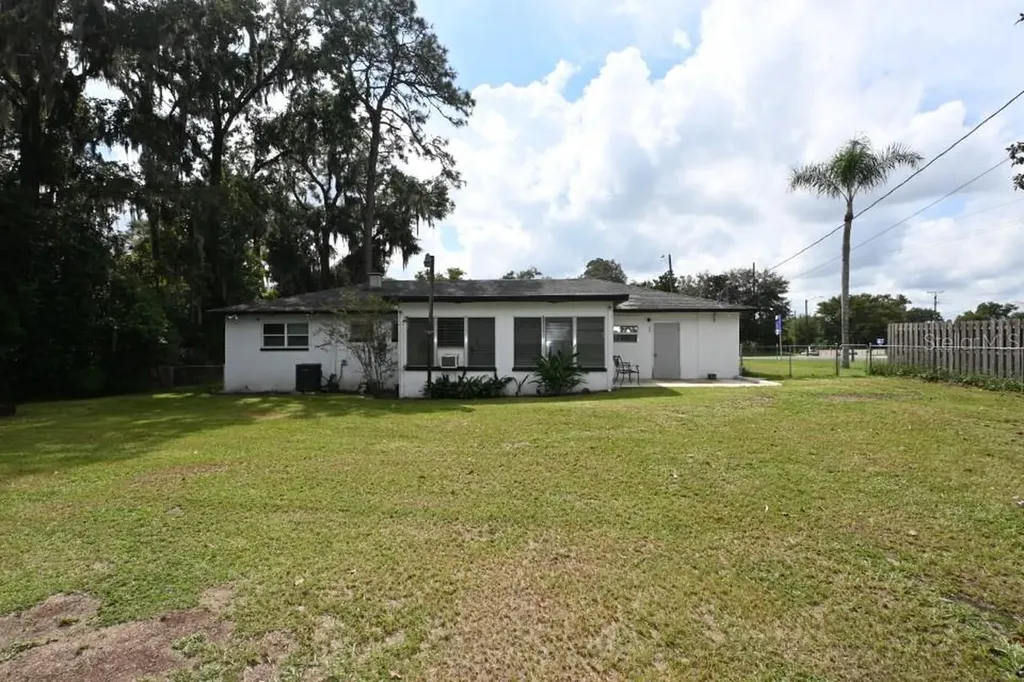 37017 Meridian Avenue Dade City FL 33525