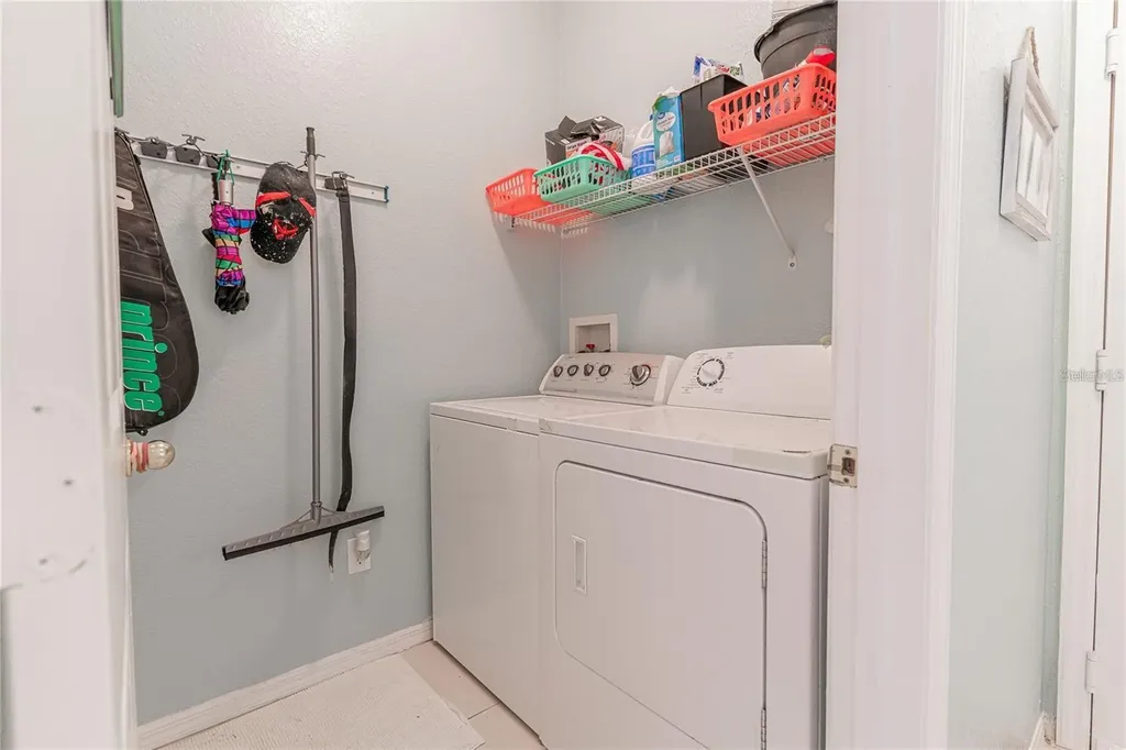 3583 Conroy Road Orlando FL 32839