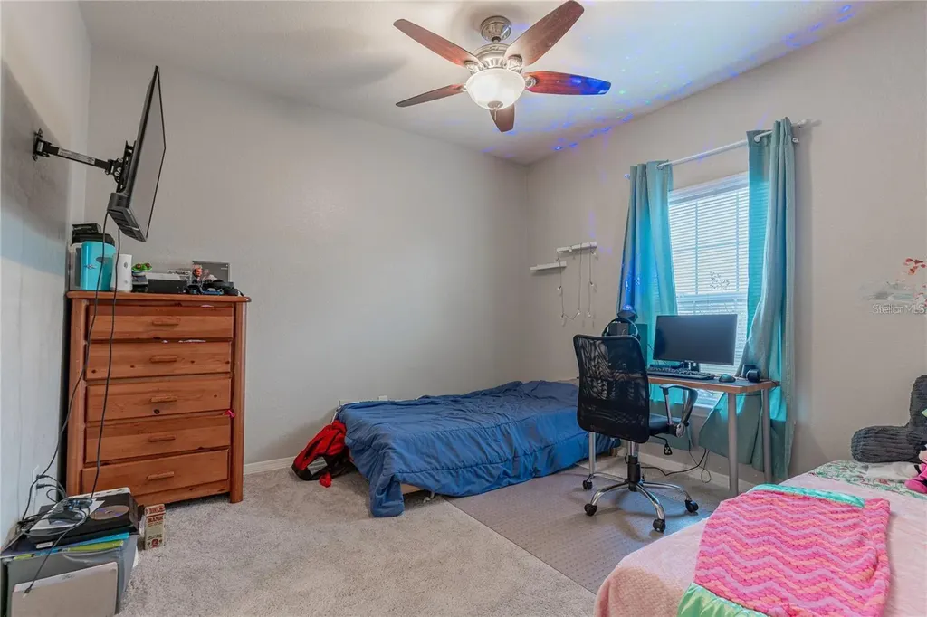 3583 Conroy Road Orlando FL 32839
