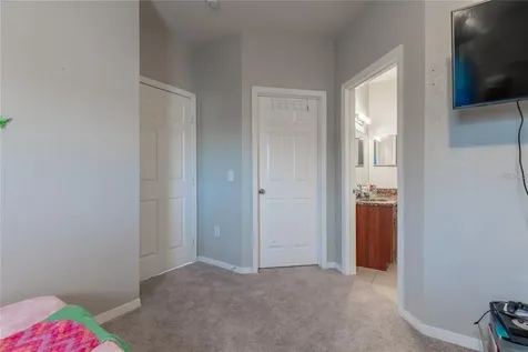 3583 Conroy Road Orlando FL 32839