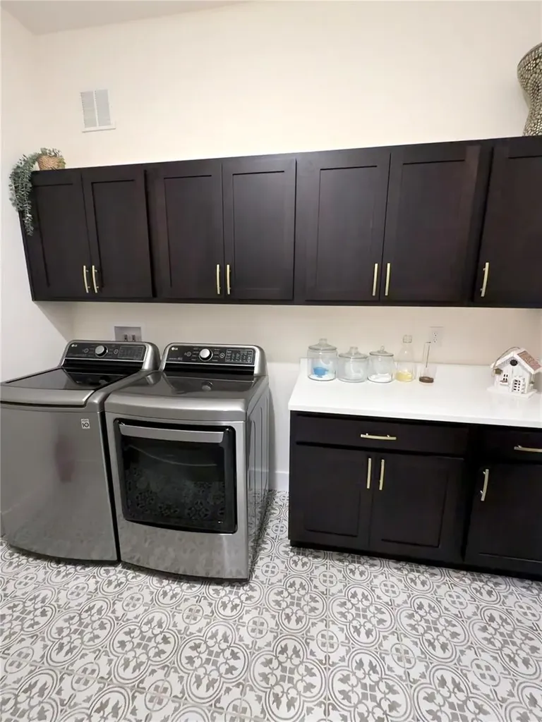 310 W Washington Avenue Lake Helen FL 32744