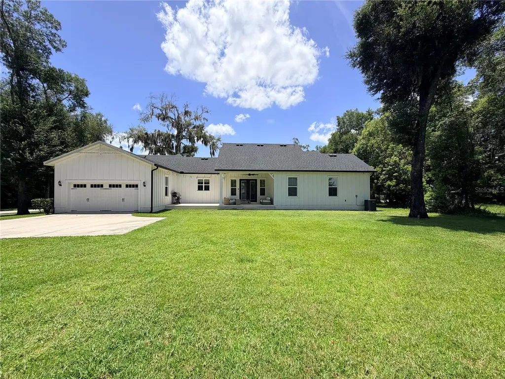 310 W Washington Avenue Lake Helen FL 32744