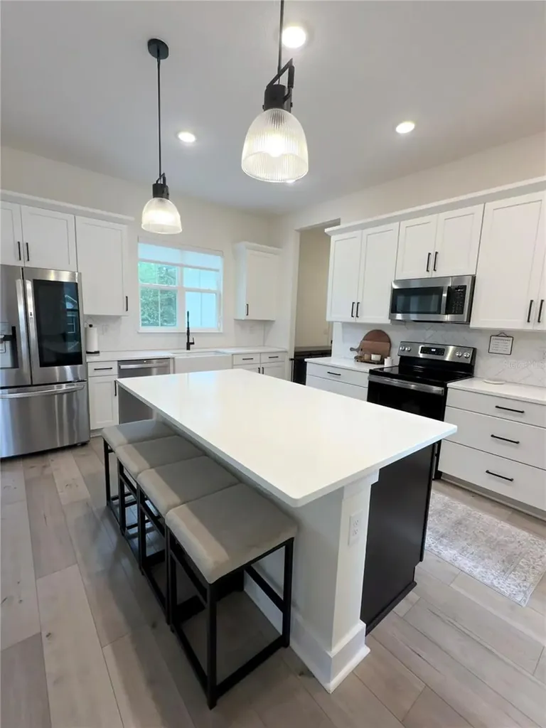 310 W Washington Avenue Lake Helen FL 32744