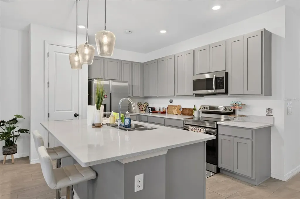 864 Longboat Drive Davenport FL 33896