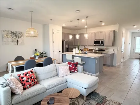 864 Longboat Drive Davenport FL 33896
