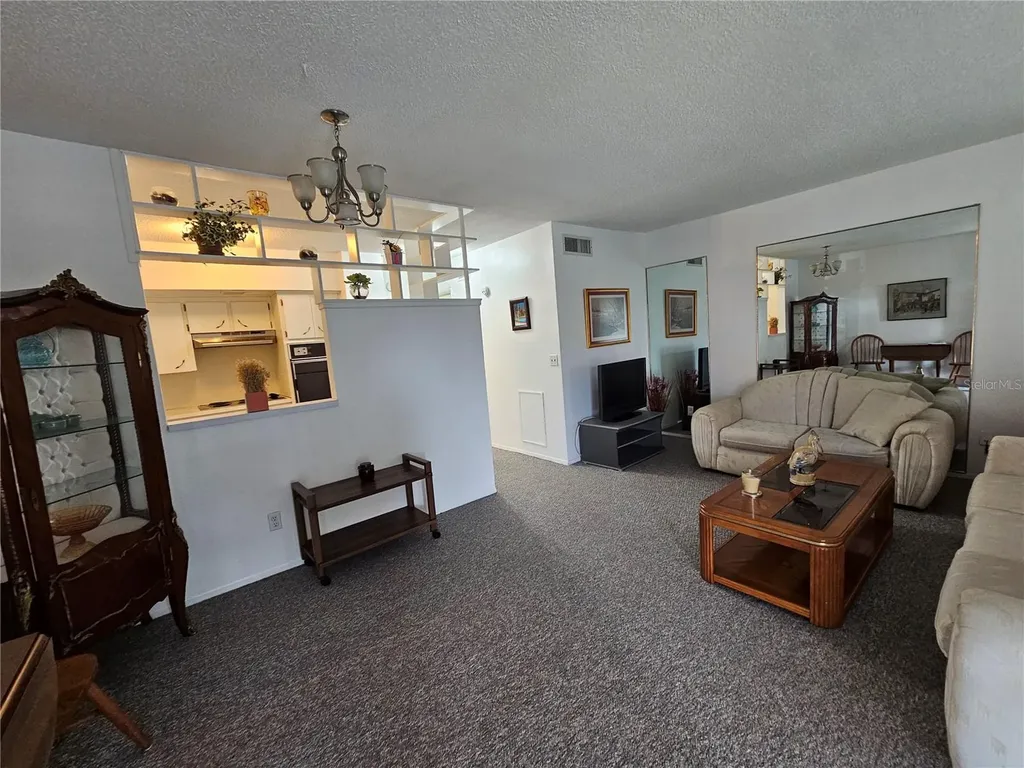 2331 Finlandia Lane Clearwater FL 33763