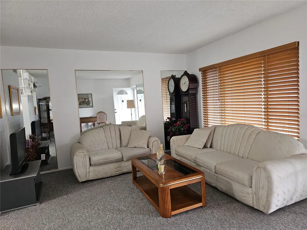 2331 Finlandia Lane Clearwater FL 33763