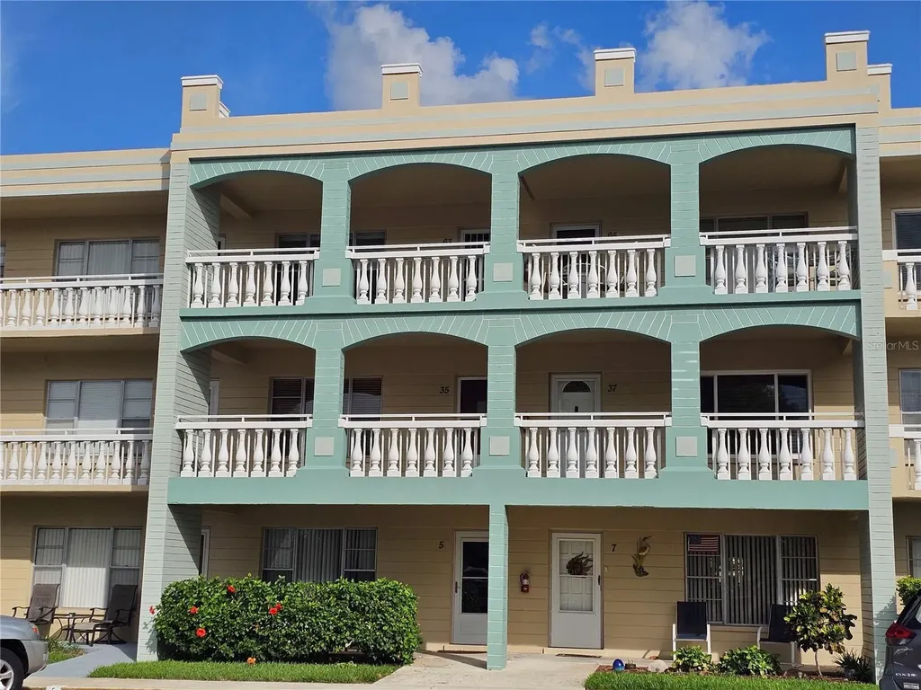 2331 Finlandia Lane Clearwater FL 33763