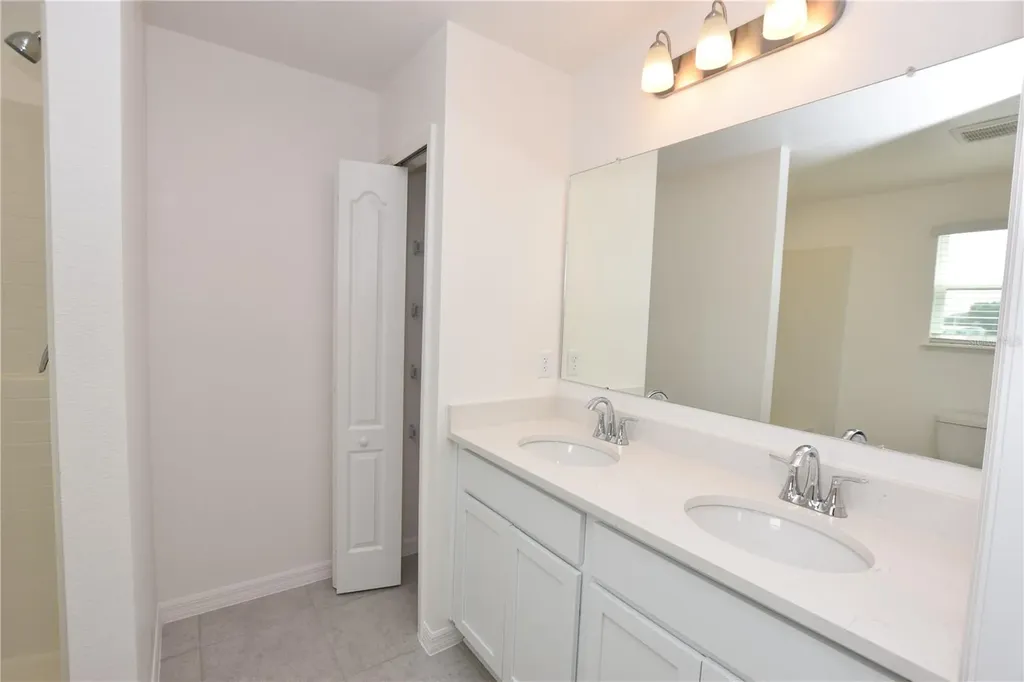 3913 Academia Avenue Lakeland FL 33803