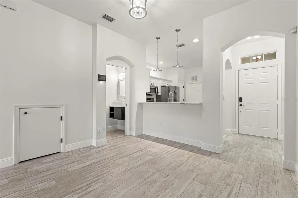 10365 Heron Key Way Tampa FL 33625