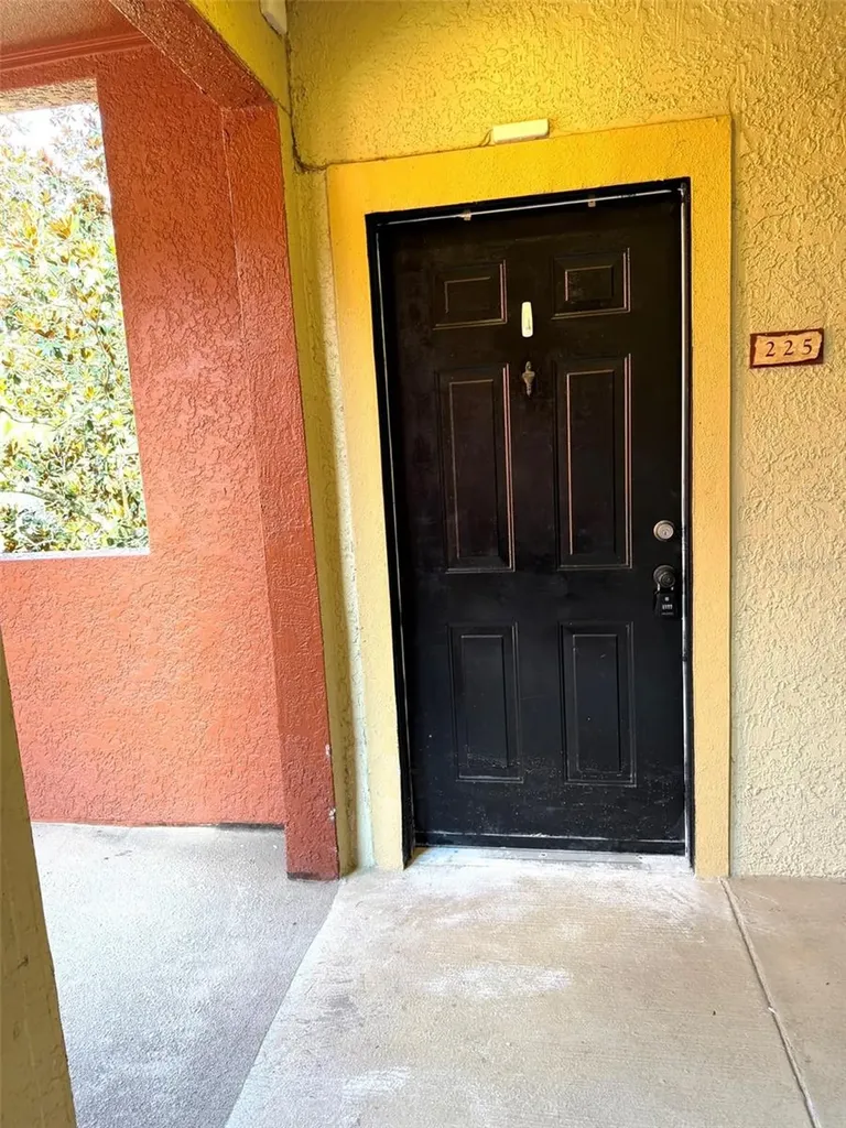 1325 Rotonda Point Lake Mary FL 32746