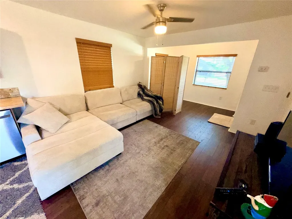 2852 59th Avenue N St Petersburg FL 33714